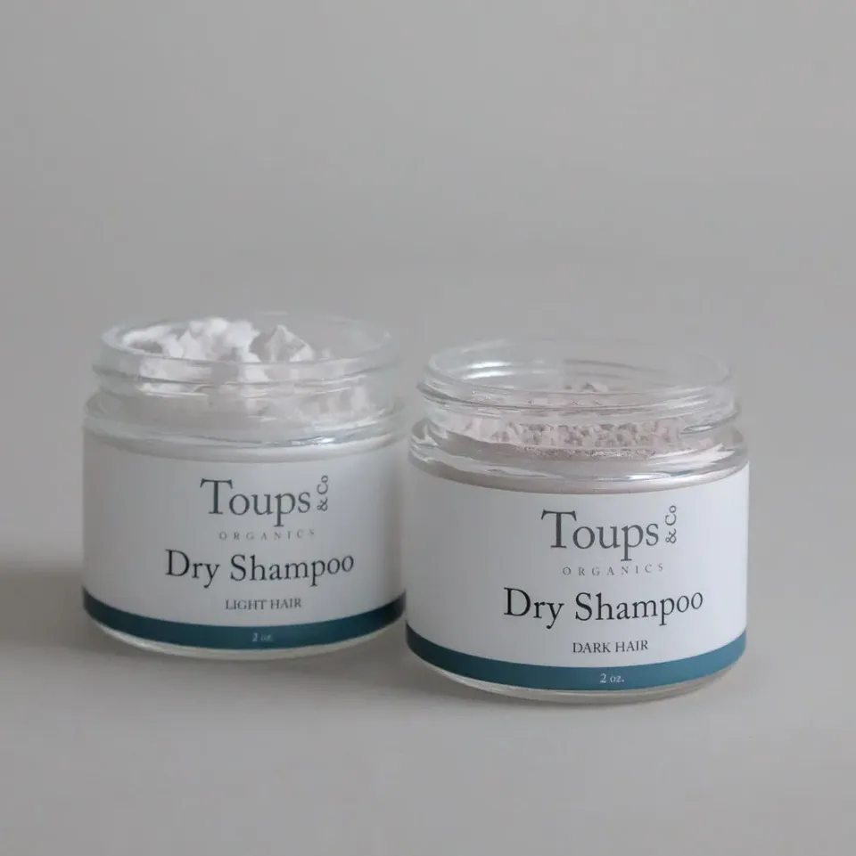 Toups and Co Dry Shampoo tørshampoo mørkt hår ler