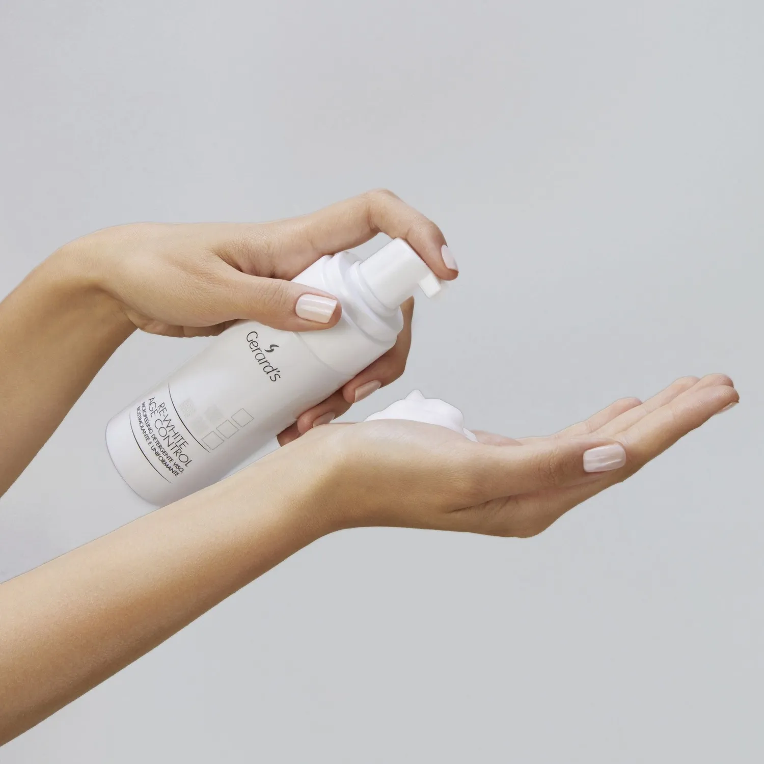 Gerard's Re-White ansigtsrens 160 ml micropeeling