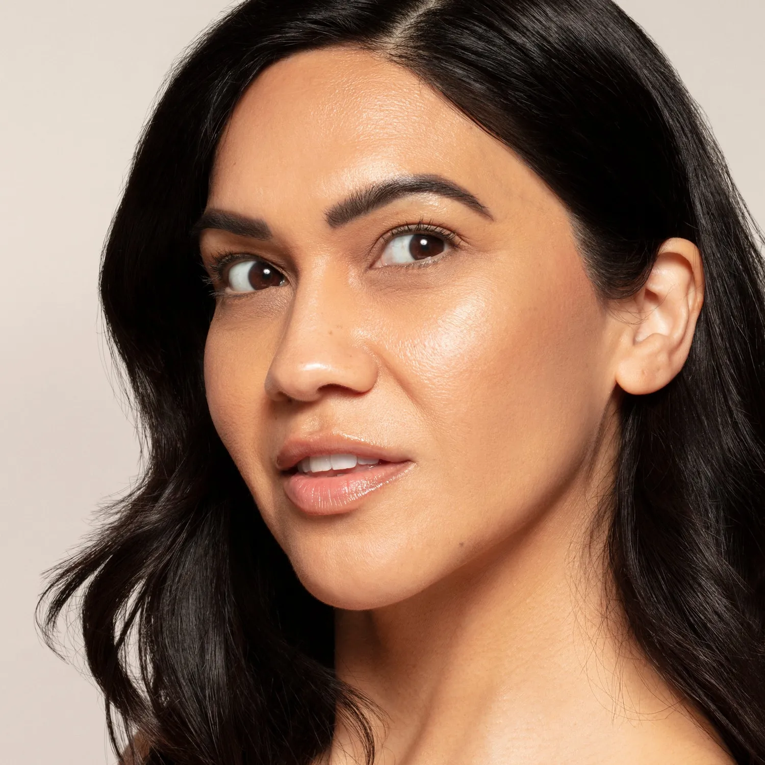 Toups and Co Highlighter Luminessence mineral glow