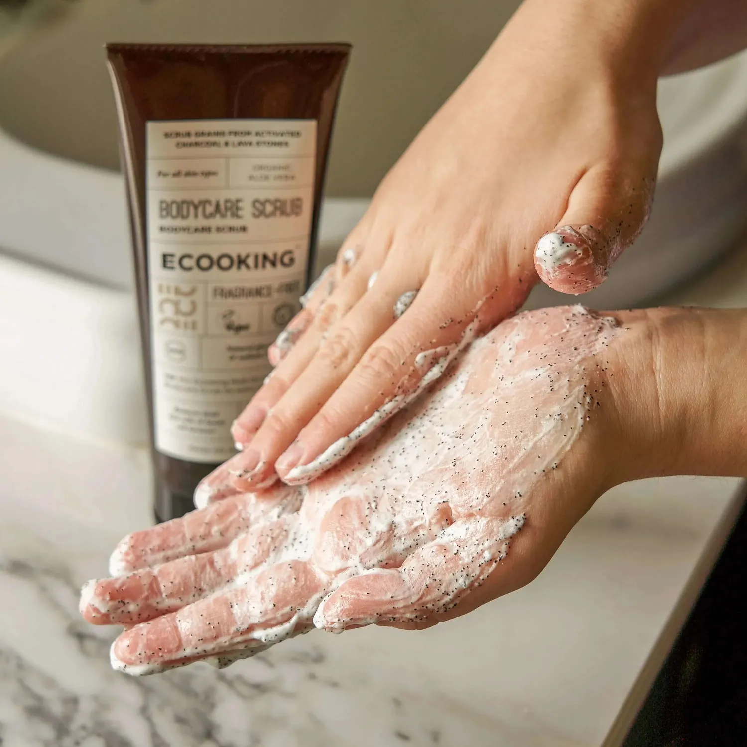 Ecooking Bodycare Scrub bodyscrub – parfumefri med AHA